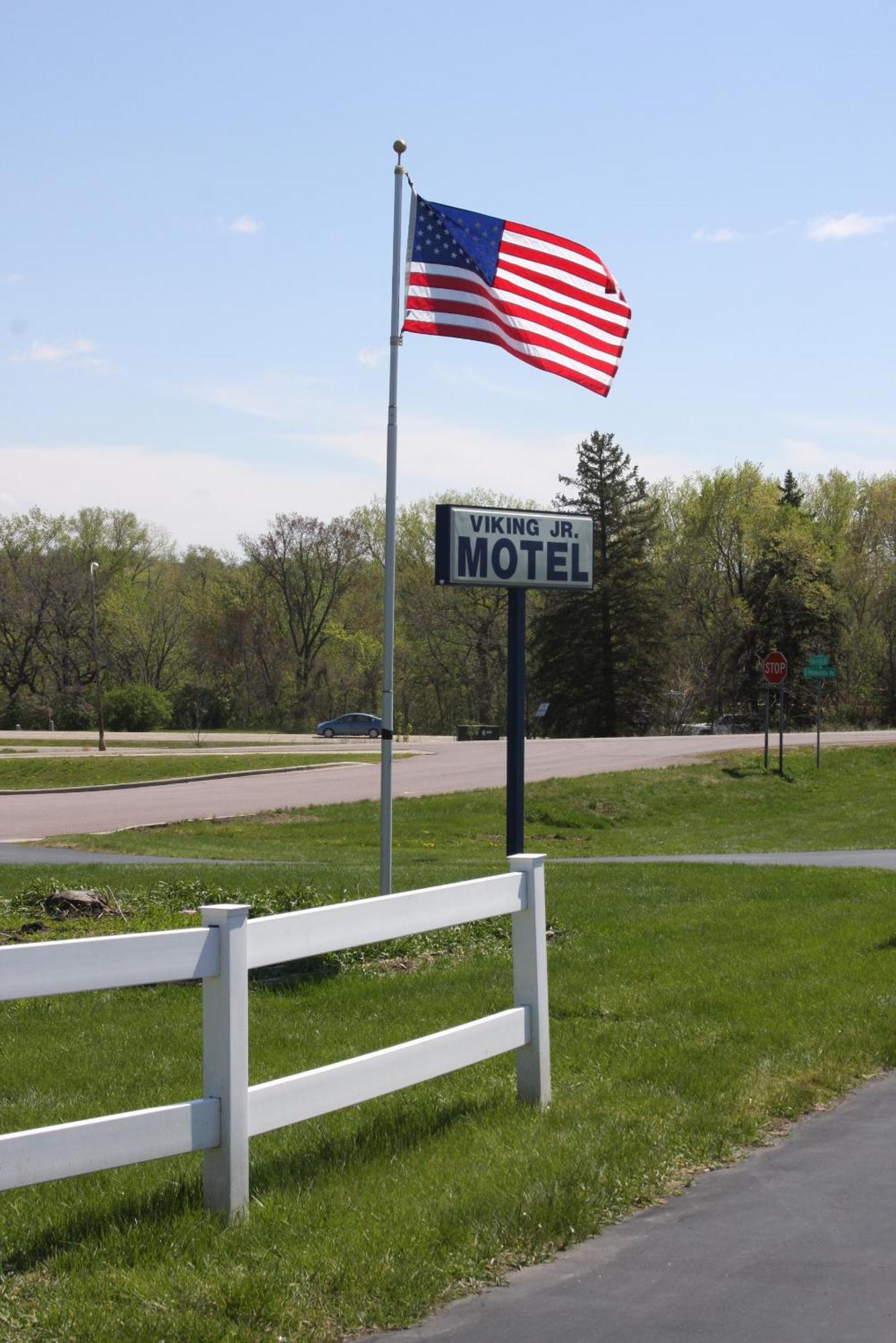 Viking Jr. Motel Saint Peter ภายนอก รูปภาพ