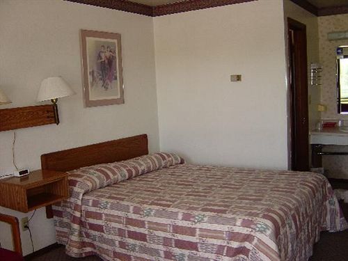 Viking Jr. Motel Saint Peter ภายนอก รูปภาพ