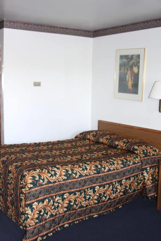 Viking Jr. Motel Saint Peter ภายนอก รูปภาพ